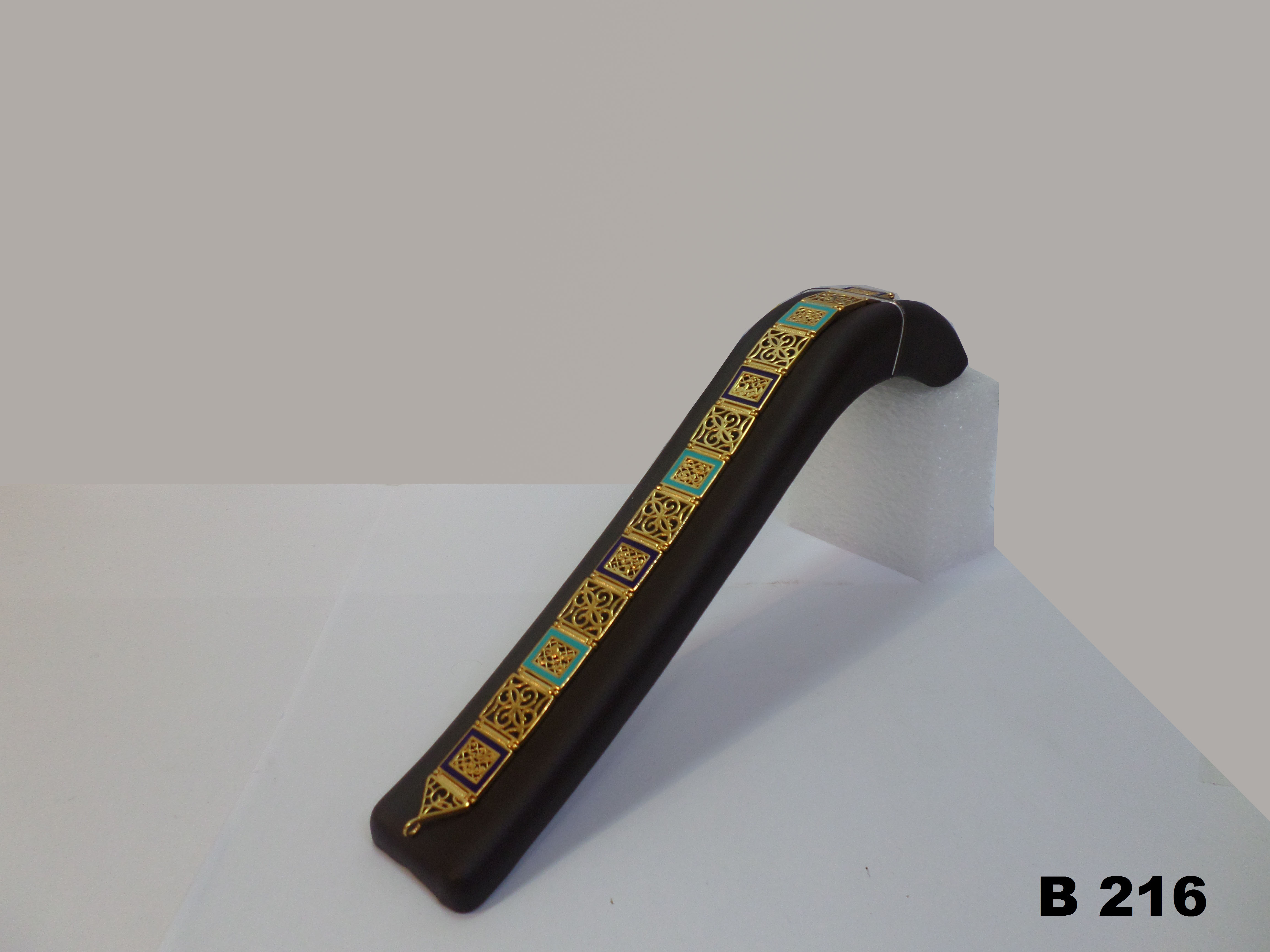 B216
