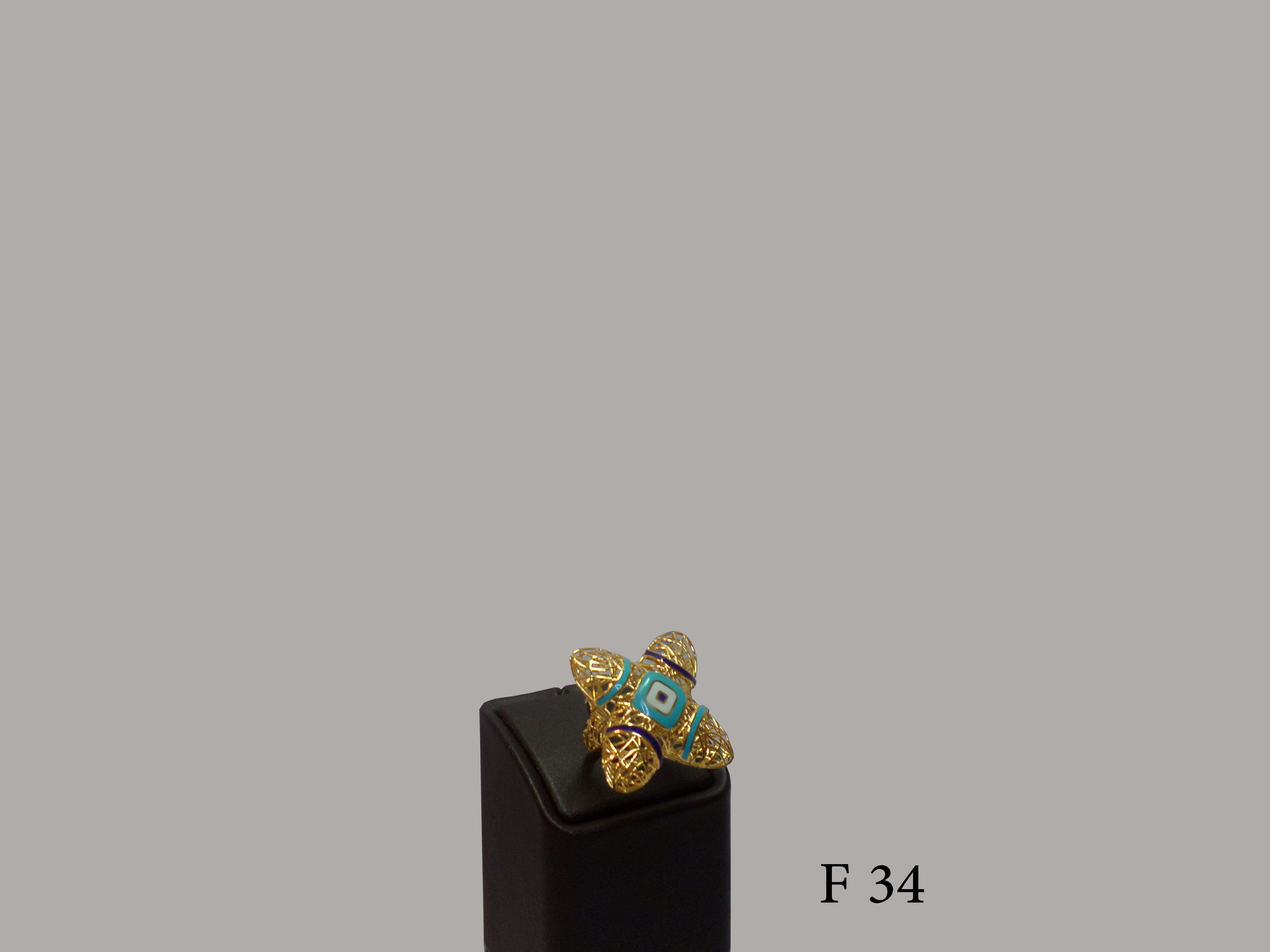 F 34