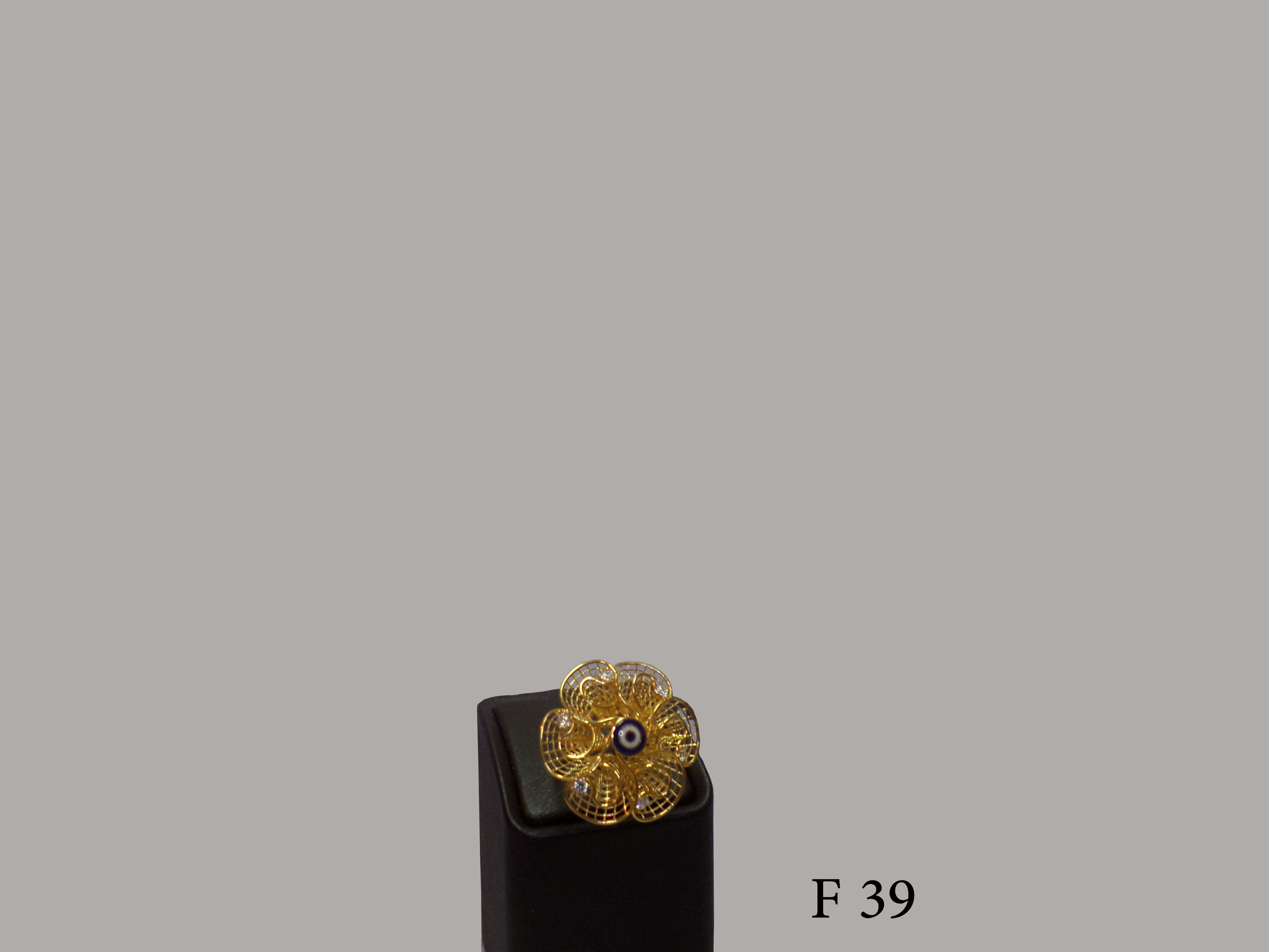 F 39